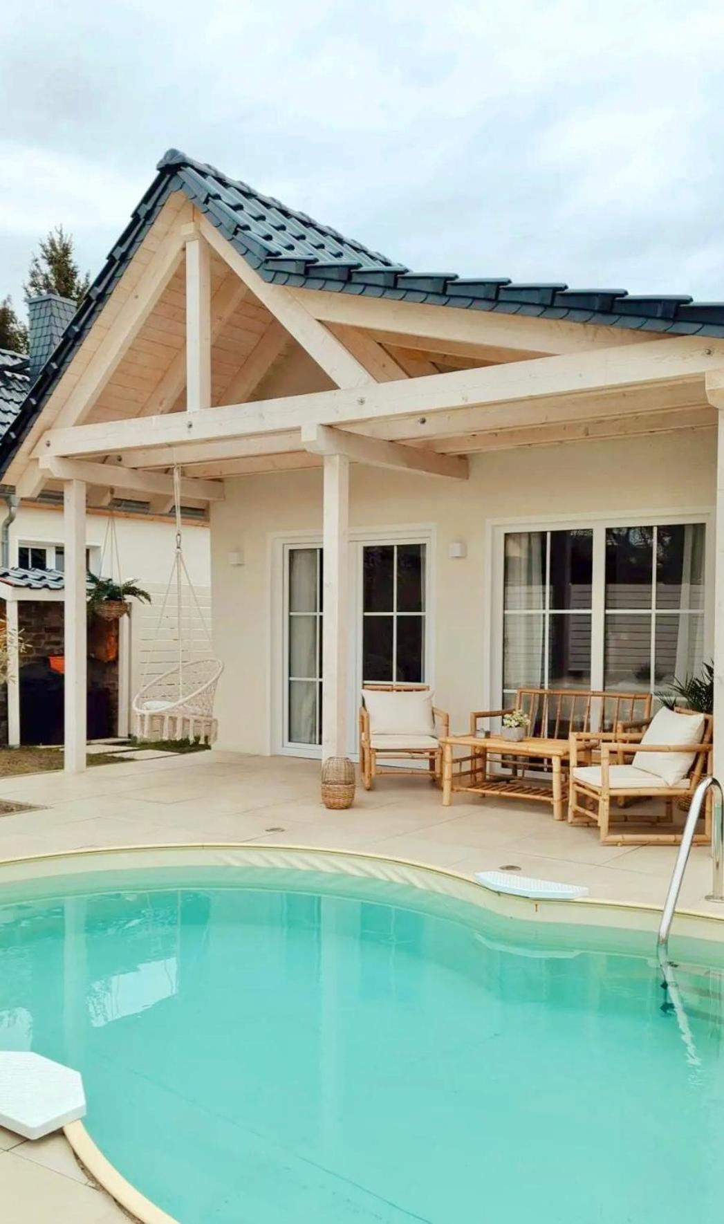 Mabe Villa Lauta ภายนอก รูปภาพ