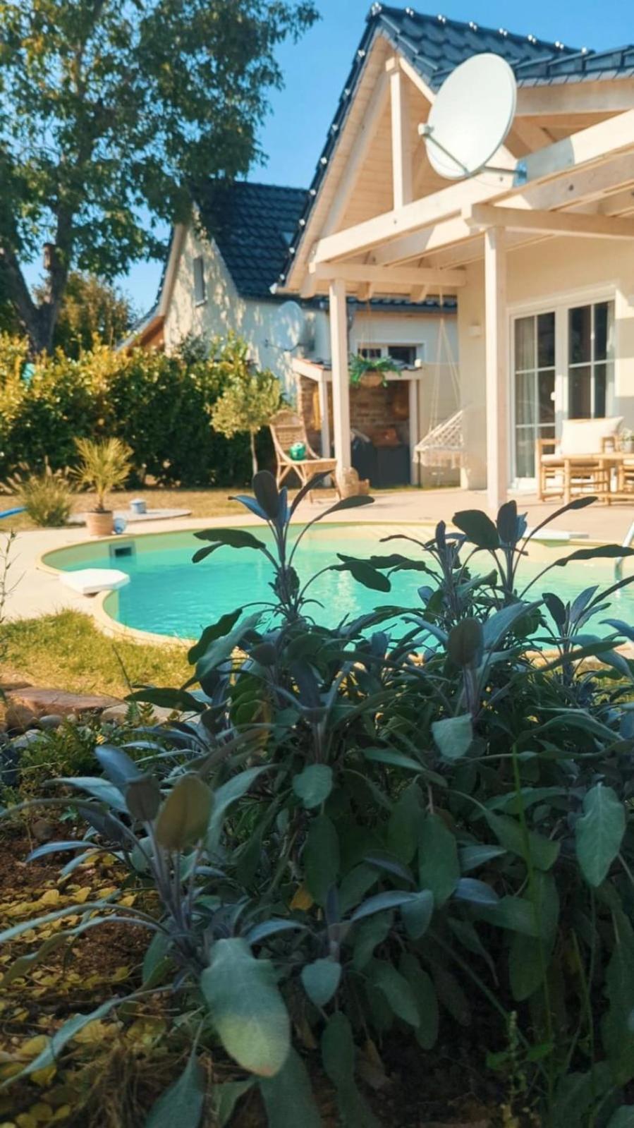 Mabe Villa Lauta ภายนอก รูปภาพ